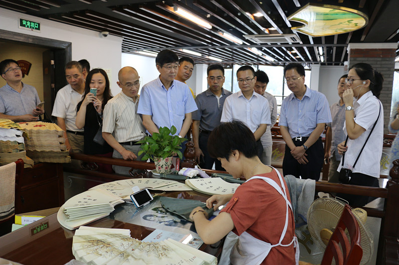 百年老店煥新生-----（世瀚）杭州老字號發(fā)展策略研討會在王星記召開